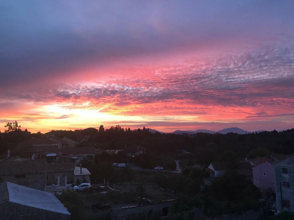 레프킴미 Modern Flat With Beautiful Views In South Of Corfu 아파트 외부 사진